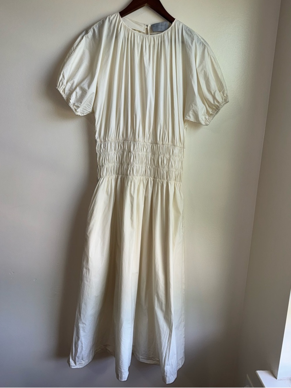 Modern Citizen Ivory Smocked Waist Puff Sleeve Maxi Dress Medium